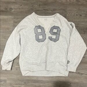 Hollister crewneck